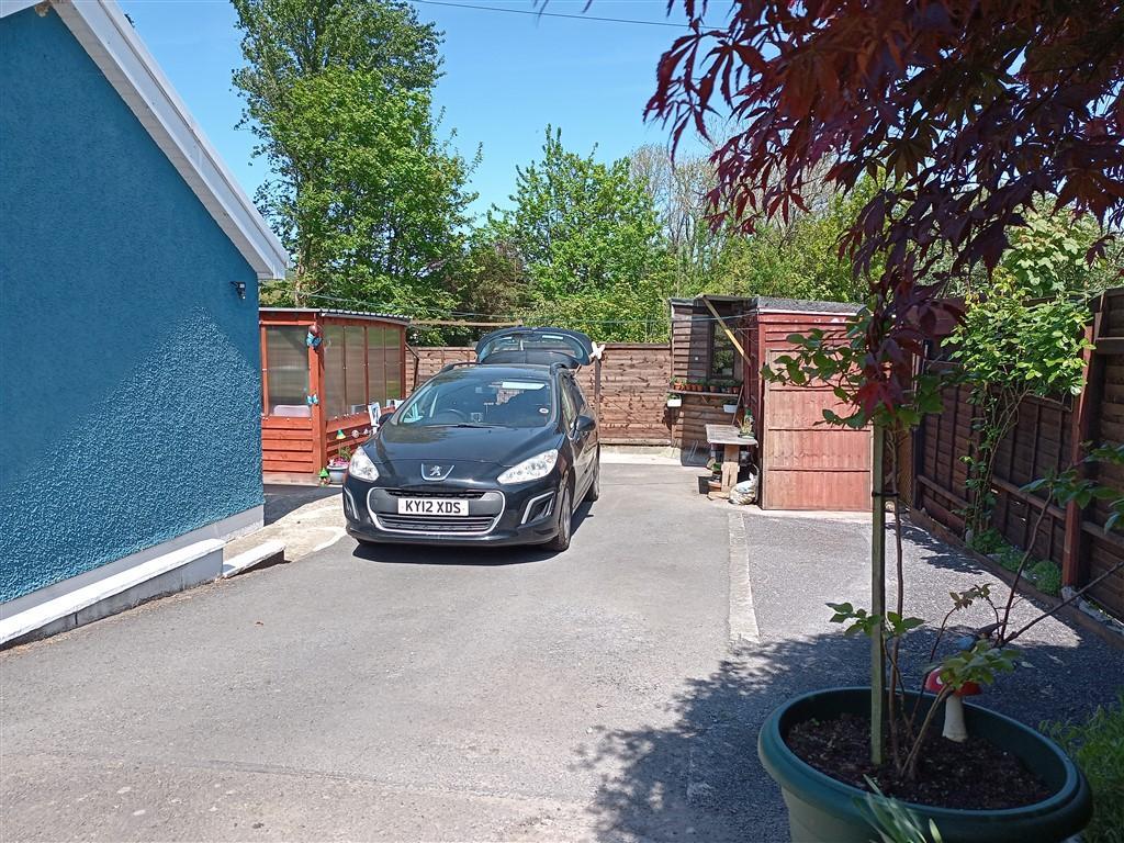 2 Bedroom Detached Bungalow for Sale in Ystrad Aeron, Lampeter, SA48 8AE