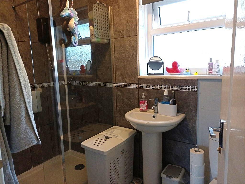 2 Bedroom Detached Bungalow for Sale in Ystrad Aeron, Lampeter, SA48 8AE