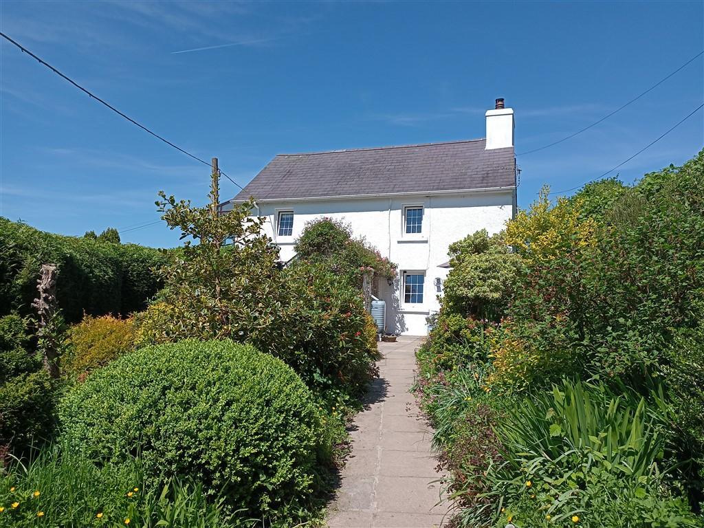 4 Bedroom Farmhouse And Cottage With Land for Sale in Near Talley, Llandeilo, SA19 7BQ