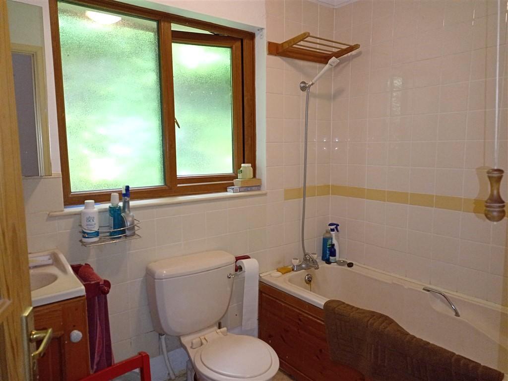 3 Bedroom Detached Bungalow With Land for Sale in Drefach Felindre, SA44 5XJ