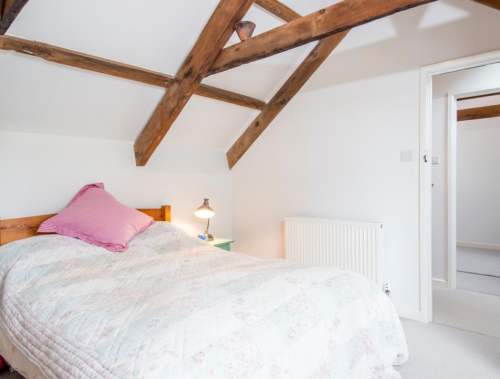 3 Bedroom Detached House for Sale in Trelech, SA33 6SA