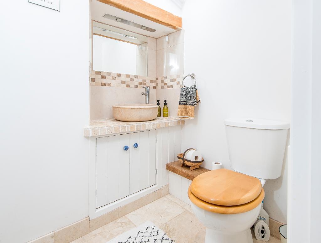 3 Bedroom Detached House for Sale in Trelech, SA33 6SA
