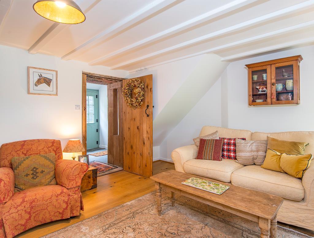3 Bedroom Detached House for Sale in Trelech, SA33 6SA