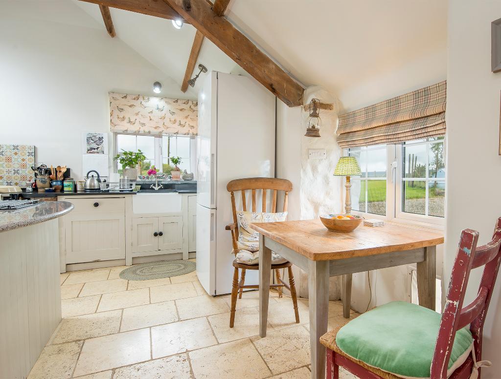 3 Bedroom Detached House for Sale in Trelech, SA33 6SA