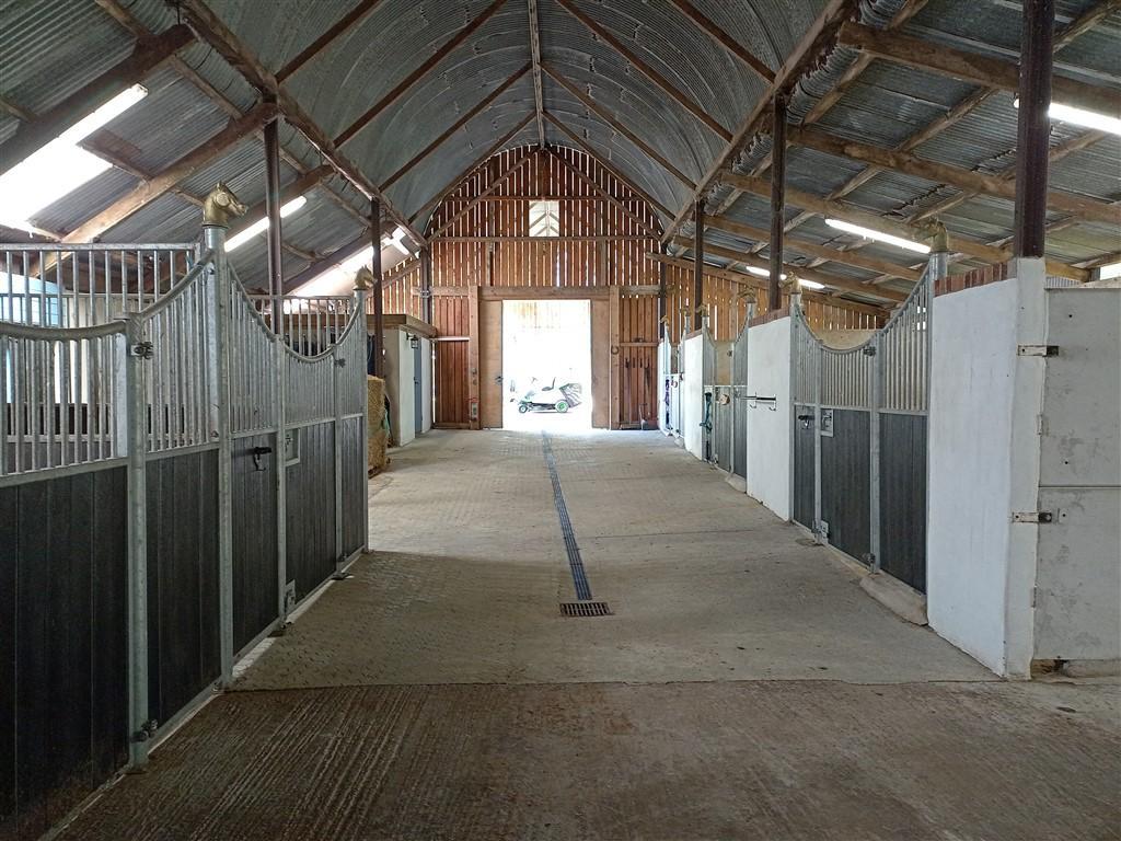 5 Bedroom Equestrian Property for Sale in Rhos, Llandysul, SA44 5EE