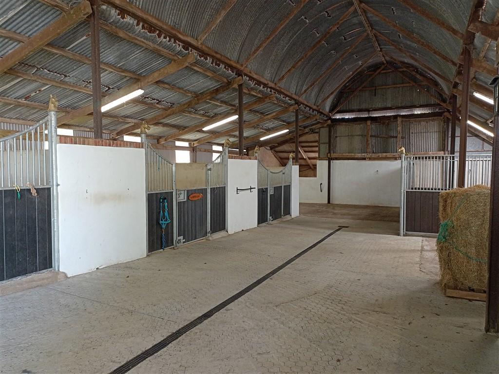 5 Bedroom Equestrian Property for Sale in Rhos, Llandysul, SA44 5EE