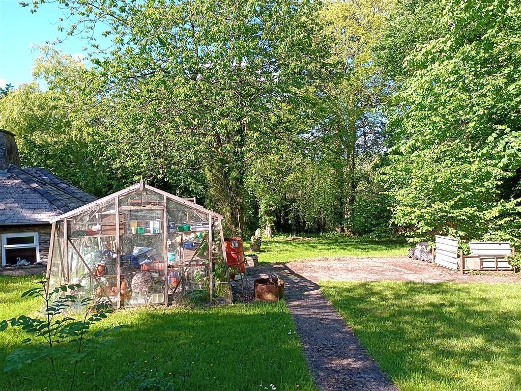 2 Bedroom Cottage for Sale in Ponthirwaun, SA43 2RE