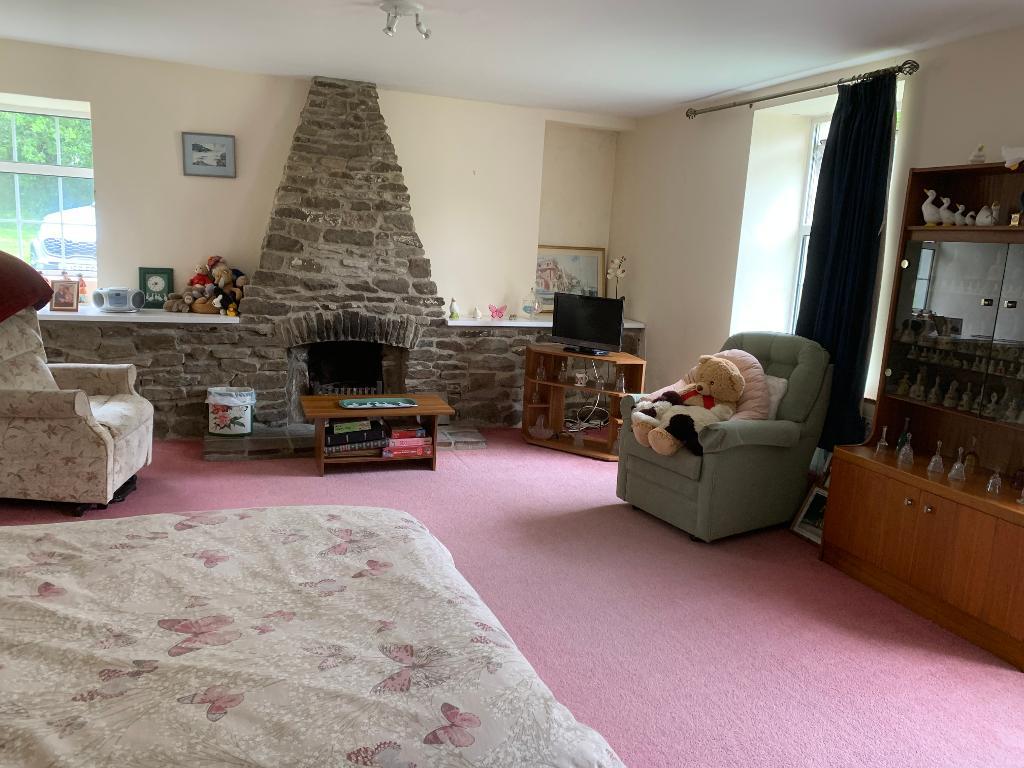 5 Bedroom Equestrian Property for Sale in Rhos, Llandysul, SA44 5EE