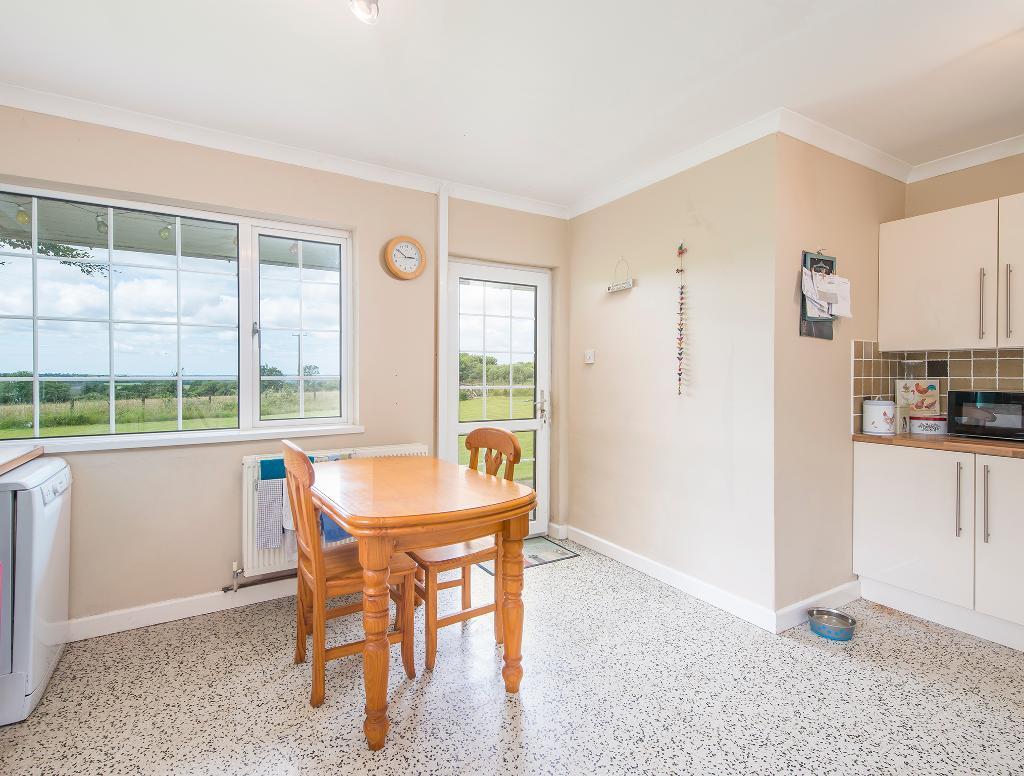 5 Bedroom Equestrian Property for Sale in Rhos, Llandysul, SA44 5EE