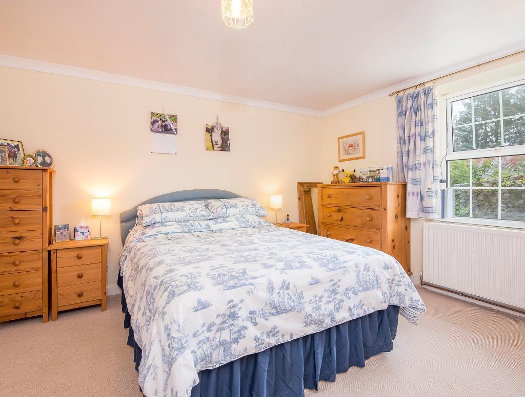5 Bedroom Equestrian Property for Sale in Rhos, Llandysul, SA44 5EE