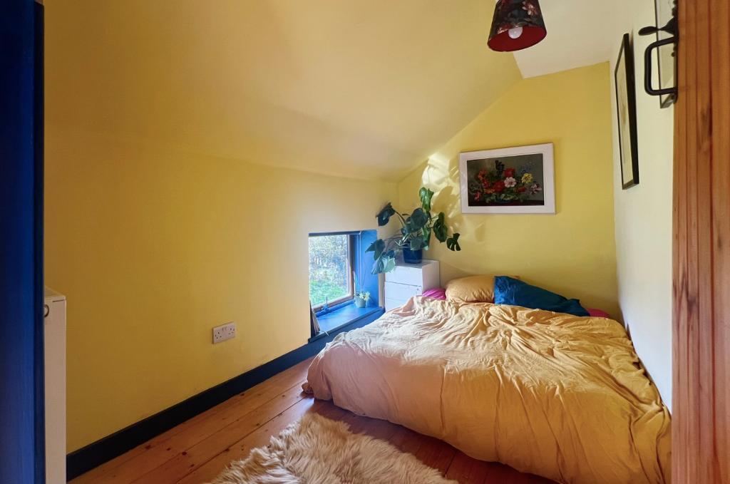 3 Bedroom Detached House With Land for Sale in Llanelli, SA15 5LP
