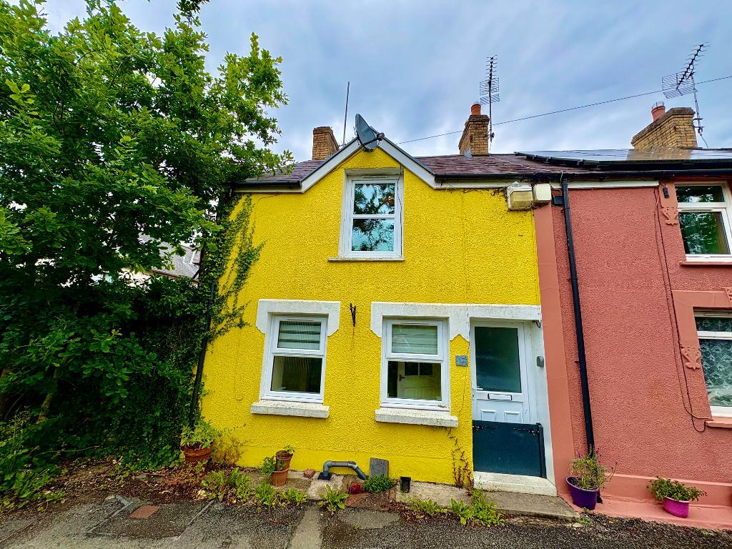 2 Bedroom Terraced for Sale in Newcastle Emlyn, SA38 9EA