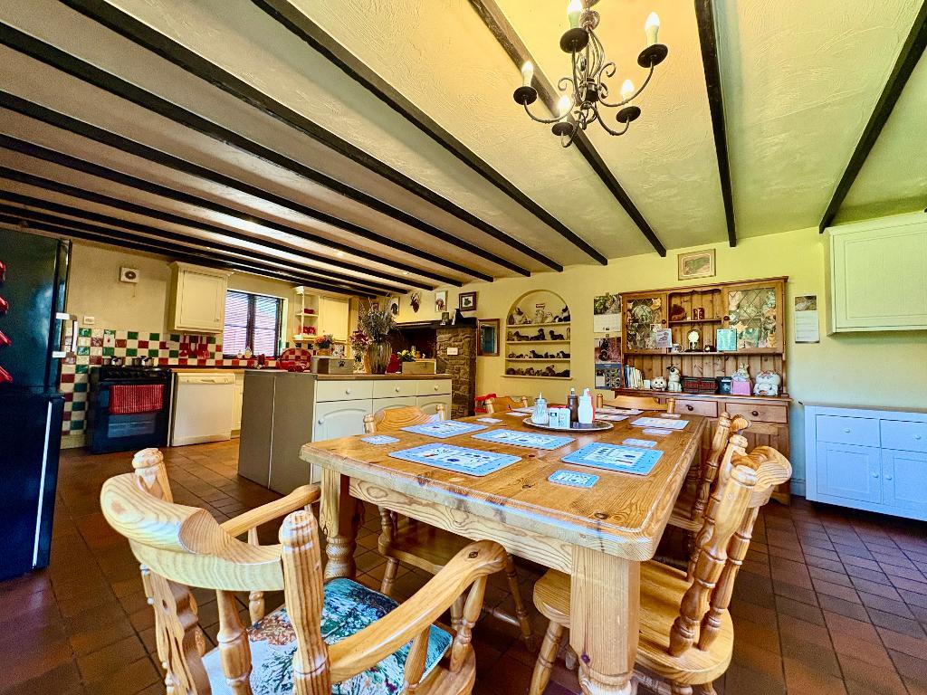 4 Bedroom Detached House With Land for Sale in Haverfordwest, SA62 5TJ
