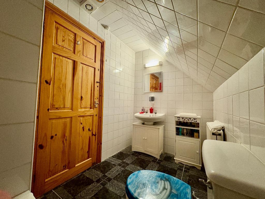 4 Bedroom Detached House With Land for Sale in Haverfordwest, SA62 5TJ