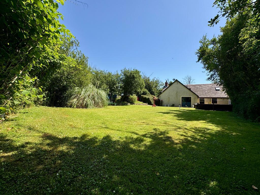 4 Bedroom Detached House With Land for Sale in Haverfordwest, SA62 5TJ