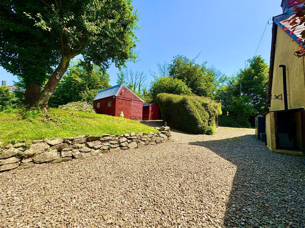 4 Bedroom Detached House With Land for Sale in Haverfordwest, SA62 5TJ