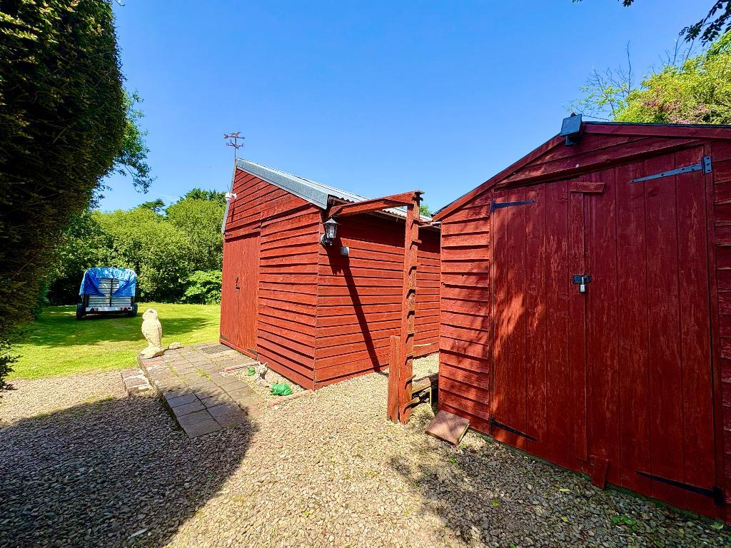 4 Bedroom Detached House With Land for Sale in Haverfordwest, SA62 5TJ