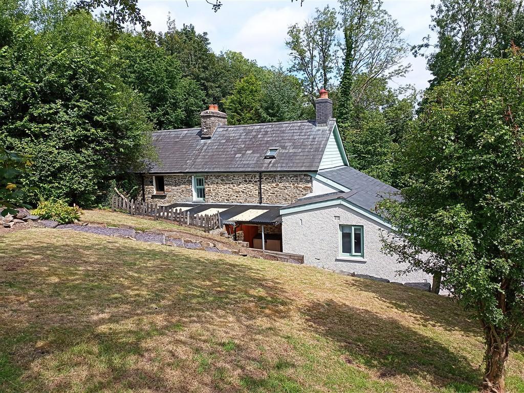 Unmarked Road, Maesycrugiau, Pencader, Carmarthenshire, SA39 9LZ